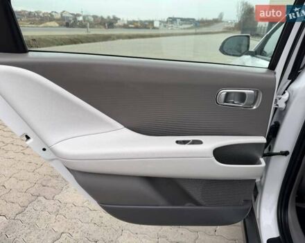 Білий Хендай IONIQ 6, об'ємом двигуна 0 л та пробігом 9 тис. км за 24500 $, фото 30 на Automoto.ua