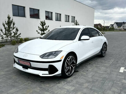 Хендай IONIQ 6 2024 в Киеве на Automoto.ua Белый Хендай IONIQ 6, объемом двигателя 0 л и пробегом 10 тыс. км за 26500 $, фото 1 на Automoto.ua