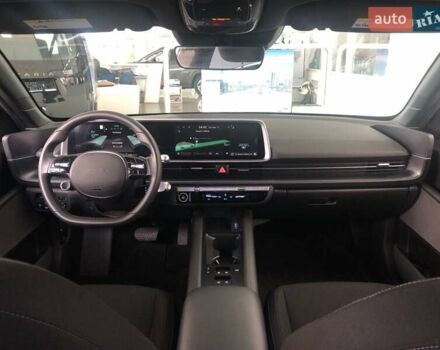 Чорний Хендай IONIQ 6, об'ємом двигуна 0 л та пробігом 4 тис. км за 27500 $, фото 7 на Automoto.ua