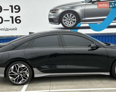 Чорний Хендай IONIQ 6, об'ємом двигуна 0 л та пробігом 54 тис. км за 25500 $, фото 6 на Automoto.ua