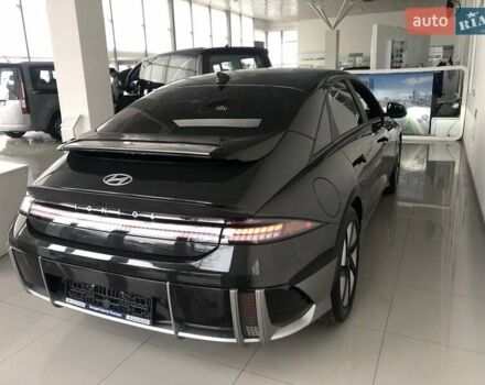 Чорний Хендай IONIQ 6, об'ємом двигуна 0 л та пробігом 4 тис. км за 27500 $, фото 2 на Automoto.ua
