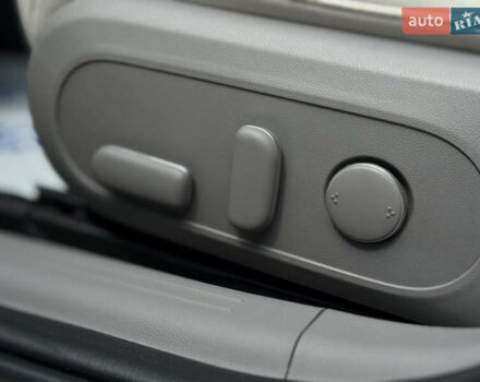 Черный Хендай IONIQ 6, объемом двигателя 0 л и пробегом 4 тыс. км за 28999 $, фото 23 на Automoto.ua