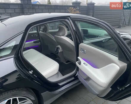 Черный Хендай IONIQ 6, объемом двигателя 0 л и пробегом 17 тыс. км за 24400 $, фото 23 на Automoto.ua
