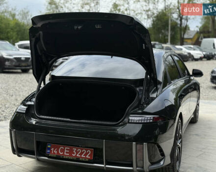 Черный Хендай IONIQ 6, объемом двигателя 0 л и пробегом 4 тыс. км за 28999 $, фото 8 на Automoto.ua