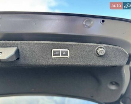 Черный Хендай IONIQ 6, объемом двигателя 0 л и пробегом 14 тыс. км за 34999 $, фото 43 на Automoto.ua