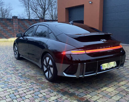 Черный Хендай IONIQ 6, объемом двигателя 0 л и пробегом 22 тыс. км за 27000 $, фото 2 на Automoto.ua