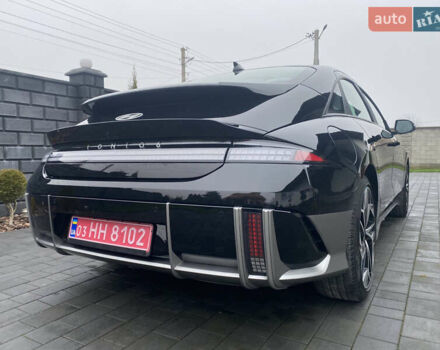 Черный Хендай IONIQ 6, объемом двигателя 0 л и пробегом 17 тыс. км за 24400 $, фото 12 на Automoto.ua