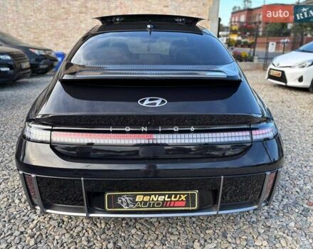 Черный Хендай IONIQ 6, объемом двигателя 0 л и пробегом 14 тыс. км за 34999 $, фото 11 на Automoto.ua