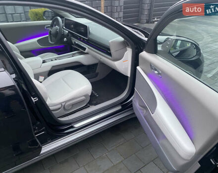 Черный Хендай IONIQ 6, объемом двигателя 0 л и пробегом 17 тыс. км за 24400 $, фото 24 на Automoto.ua