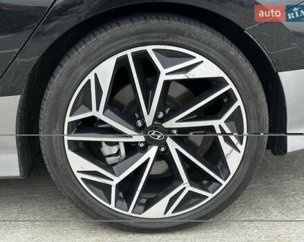 Чорний Хендай IONIQ 6, об'ємом двигуна 0 л та пробігом 54 тис. км за 25500 $, фото 8 на Automoto.ua