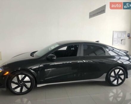 Чорний Хендай IONIQ 6, об'ємом двигуна 0 л та пробігом 4 тис. км за 27500 $, фото 6 на Automoto.ua