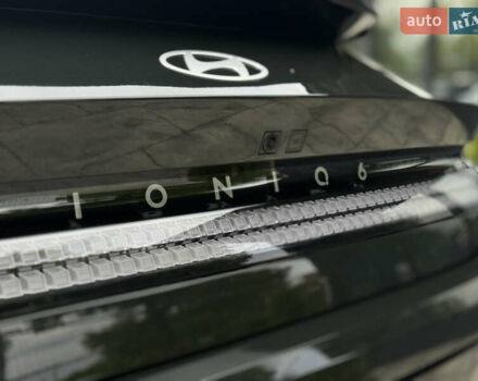 Черный Хендай IONIQ 6, объемом двигателя 0 л и пробегом 4 тыс. км за 28999 $, фото 24 на Automoto.ua