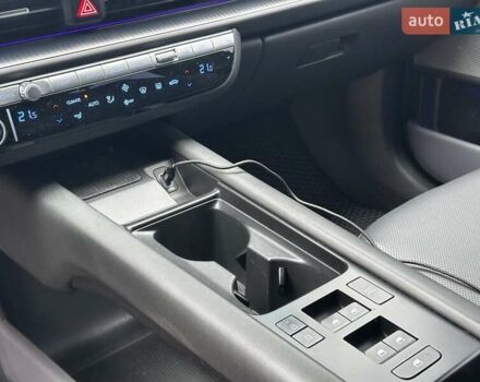 Чорний Хендай IONIQ 6, об'ємом двигуна 0 л та пробігом 54 тис. км за 25500 $, фото 15 на Automoto.ua