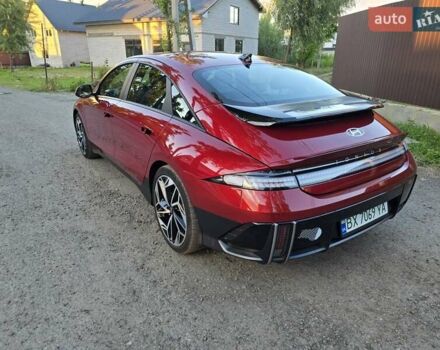 Красный Хендай IONIQ 6, объемом двигателя 0 л и пробегом 39 тыс. км за 23000 $, фото 8 на Automoto.ua