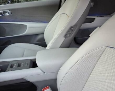 Хендай IONIQ 6, объемом двигателя 0 л и пробегом 12 тыс. км за 35000 $, фото 2 на Automoto.ua