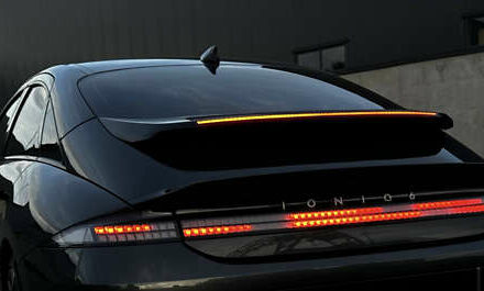 Серый Хендай IONIQ 6, объемом двигателя 0 л и пробегом 41 тыс. км за 32000 $, фото 6 на Automoto.ua