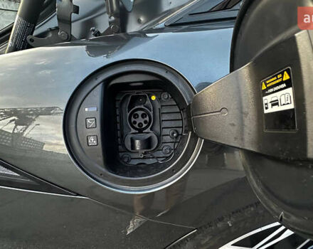 Серый Хендай IONIQ 6, объемом двигателя 0 л и пробегом 41 тыс. км за 32000 $, фото 18 на Automoto.ua