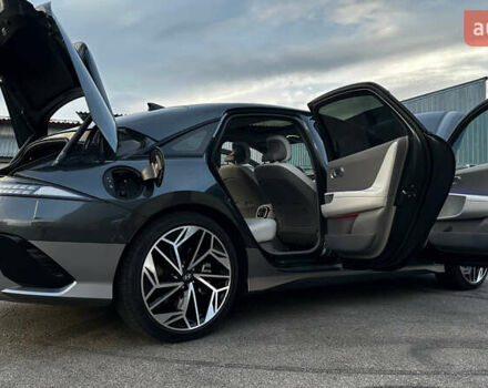 Серый Хендай IONIQ 6, объемом двигателя 0 л и пробегом 41 тыс. км за 32000 $, фото 13 на Automoto.ua