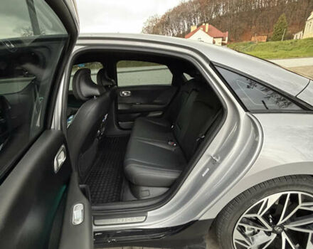 Сірий Хендай IONIQ 6, об'ємом двигуна 0 л та пробігом 12 тис. км за 27700 $, фото 4 на Automoto.ua