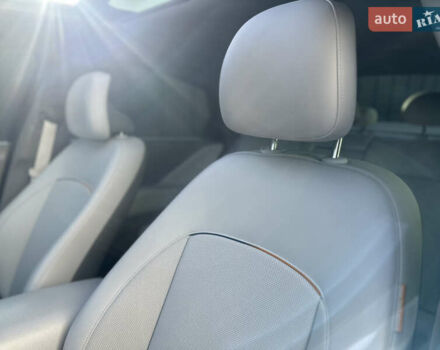 Серый Хендай IONIQ 6, объемом двигателя 0 л и пробегом 41 тыс. км за 28450 $, фото 59 на Automoto.ua