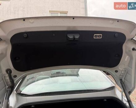 Сірий Хендай IONIQ 6, об'ємом двигуна 0 л та пробігом 18 тис. км за 13500 $, фото 15 на Automoto.ua