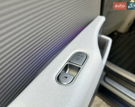 Серый Хендай IONIQ 6, объемом двигателя 0 л и пробегом 41 тыс. км за 28450 $, фото 112 на Automoto.ua