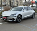 Серый Хендай IONIQ 6, объемом двигателя 0 л и пробегом 10 тыс. км за 28900 $, фото 1 на Automoto.ua