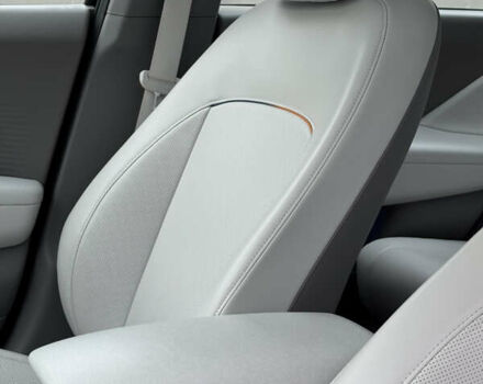 Серый Хендай IONIQ 6, объемом двигателя 0 л и пробегом 32 тыс. км за 26500 $, фото 31 на Automoto.ua