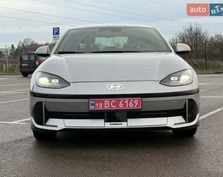Серый Хендай IONIQ 6, объемом двигателя 0 л и пробегом 41 тыс. км за 25500 $, фото 20 на Automoto.ua
