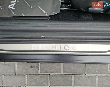 Серый Хендай IONIQ 6, объемом двигателя 0 л и пробегом 17 тыс. км за 35900 $, фото 25 на Automoto.ua