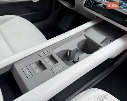 Сірий Хендай IONIQ 6, об'ємом двигуна 0 л та пробігом 18 тис. км за 13500 $, фото 27 на Automoto.ua