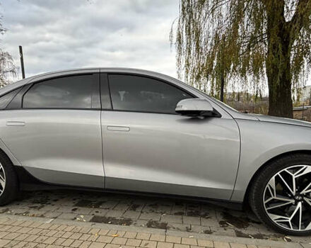 Сірий Хендай IONIQ 6, об'ємом двигуна 0 л та пробігом 12 тис. км за 27700 $, фото 15 на Automoto.ua