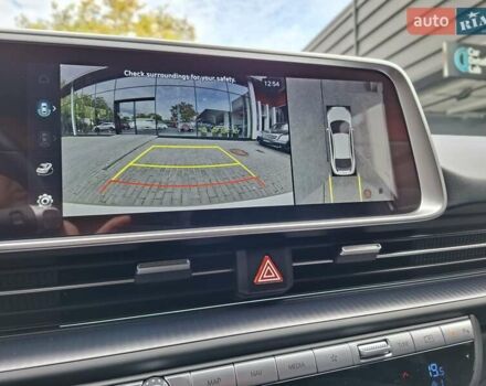 Серый Хендай IONIQ 6, объемом двигателя 0 л и пробегом 17 тыс. км за 35900 $, фото 13 на Automoto.ua