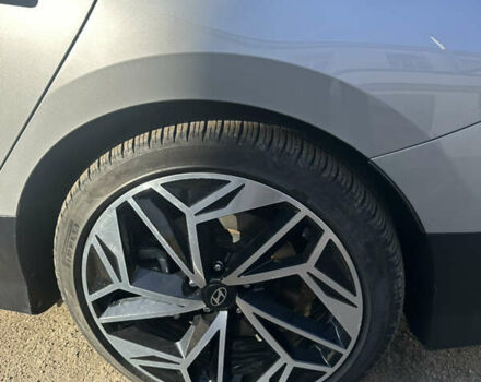 Серый Хендай IONIQ 6, объемом двигателя 0 л и пробегом 9 тыс. км за 30000 $, фото 14 на Automoto.ua