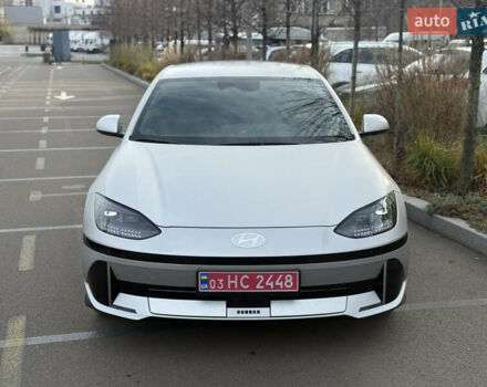 Серый Хендай IONIQ 6, объемом двигателя 0 л и пробегом 10 тыс. км за 28900 $, фото 11 на Automoto.ua