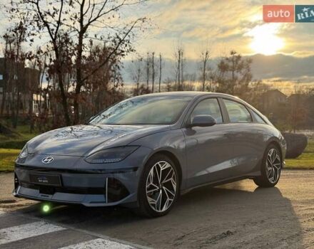 Серый Хендай IONIQ 6, объемом двигателя 0 л и пробегом 1 тыс. км за 26699 $, фото 13 на Automoto.ua