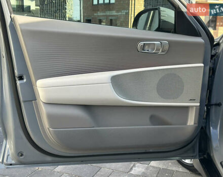 Серый Хендай IONIQ 6, объемом двигателя 0 л и пробегом 41 тыс. км за 28450 $, фото 55 на Automoto.ua