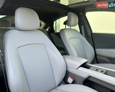 Серый Хендай IONIQ 6, объемом двигателя 0 л и пробегом 41 тыс. км за 28450 $, фото 89 на Automoto.ua