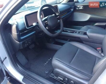 Серый Хендай IONIQ 6, объемом двигателя 0 л и пробегом 36 тыс. км за 25500 $, фото 10 на Automoto.ua