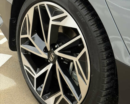 Серый Хендай IONIQ 6, объемом двигателя 0 л и пробегом 32 тыс. км за 26500 $, фото 18 на Automoto.ua