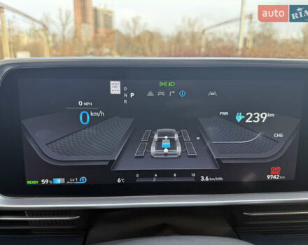 Серый Хендай IONIQ 6, объемом двигателя 0 л и пробегом 10 тыс. км за 28900 $, фото 43 на Automoto.ua