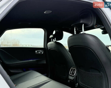 Серый Хендай IONIQ 6, объемом двигателя 0 л и пробегом 41 тыс. км за 25500 $, фото 10 на Automoto.ua