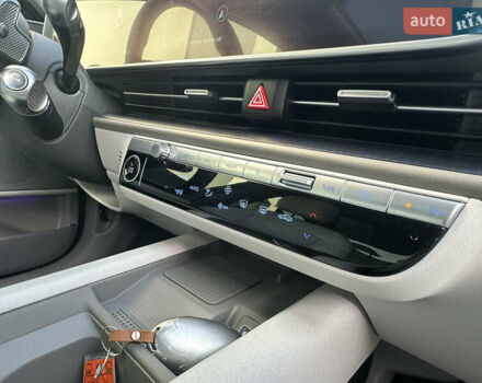 Серый Хендай IONIQ 6, объемом двигателя 0 л и пробегом 41 тыс. км за 28450 $, фото 96 на Automoto.ua