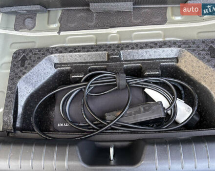 Серый Хендай IONIQ 6, объемом двигателя 0 л и пробегом 9 тыс. км за 31700 $, фото 70 на Automoto.ua