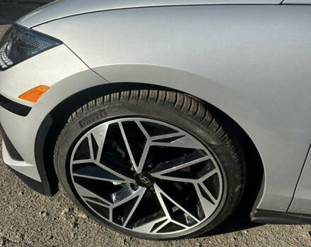 Серый Хендай IONIQ 6, объемом двигателя 0 л и пробегом 9 тыс. км за 30000 $, фото 13 на Automoto.ua