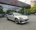 Серый Хендай IONIQ 6, объемом двигателя 0 л и пробегом 17 тыс. км за 35900 $, фото 1 на Automoto.ua