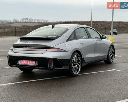 Серый Хендай IONIQ 6, объемом двигателя 0 л и пробегом 41 тыс. км за 25500 $, фото 17 на Automoto.ua