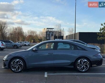 Серый Хендай IONIQ 6, объемом двигателя 0 л и пробегом 1 тыс. км за 26699 $, фото 4 на Automoto.ua