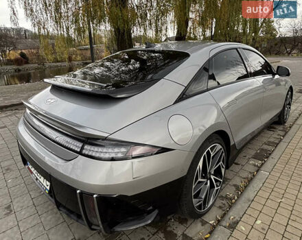 Сірий Хендай IONIQ 6, об'ємом двигуна 0 л та пробігом 12 тис. км за 27700 $, фото 7 на Automoto.ua
