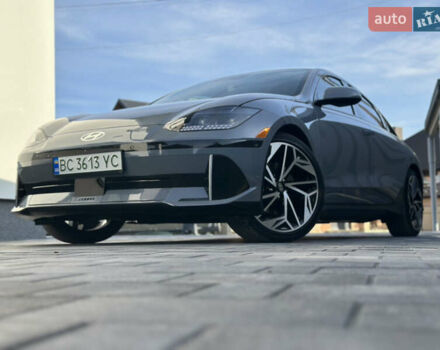 Серый Хендай IONIQ 6, объемом двигателя 0 л и пробегом 41 тыс. км за 28450 $, фото 19 на Automoto.ua